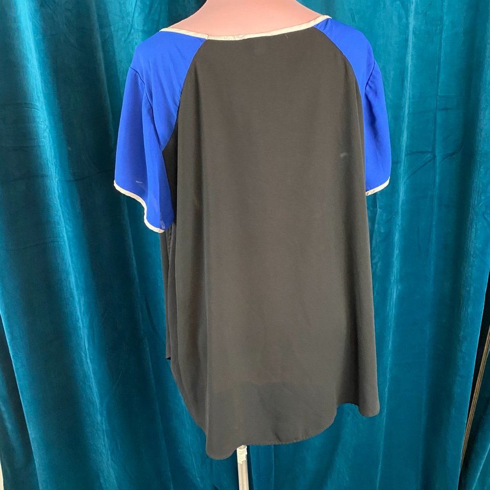 Torrid Colorblock Chiffon Blouse Top - Picture 5 of 5